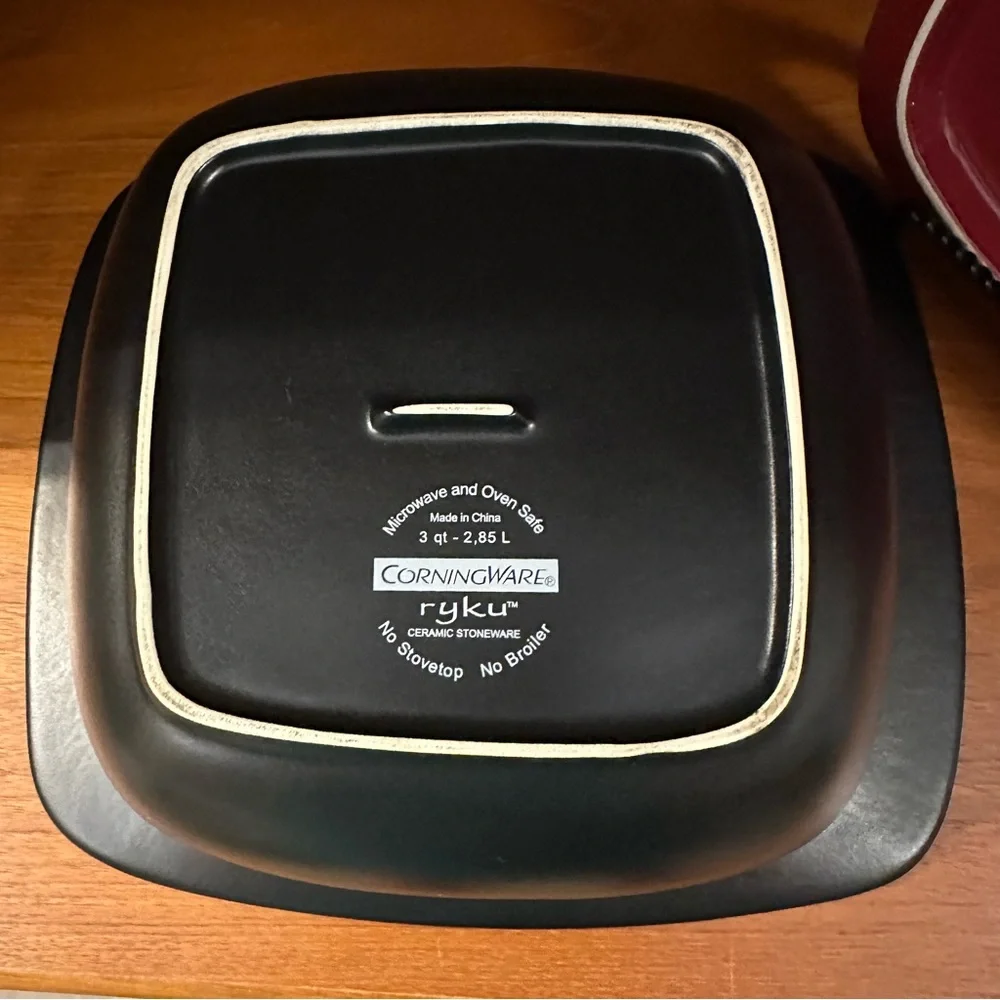 CorningWare - ryku - Stunning - Like NEW - 3qt casserole